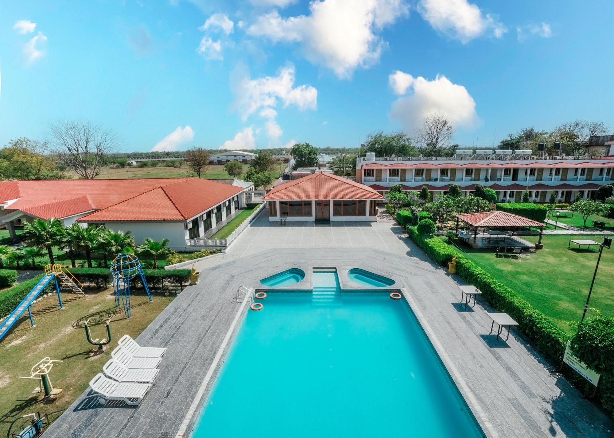 Rupis Resort Dabok Exterior foto